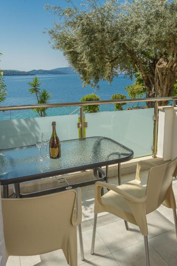 Mare Vita Apartments Nydrí Eksteriør bilde